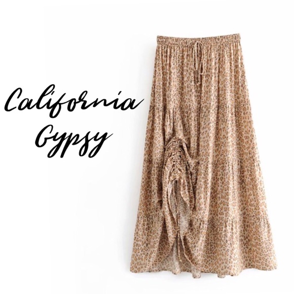 LAST ONE Leopard Ruched Skirt - Picture 11 of 16